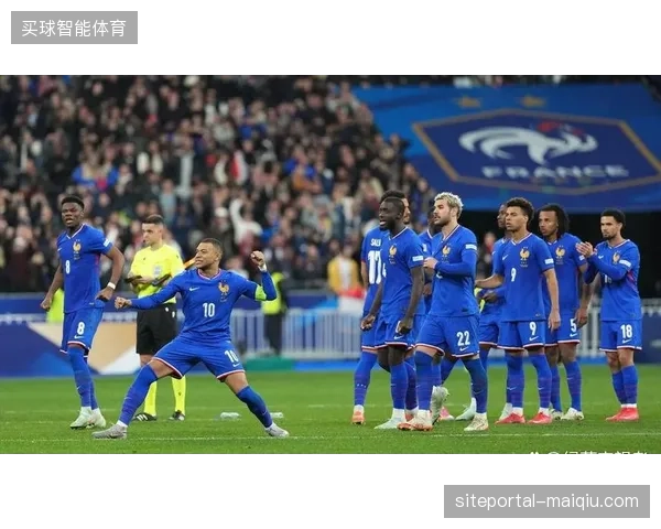 哈兰德与姆巴佩将上演锋线对决，挪威冲击力挑战法国卫冕冠军防线